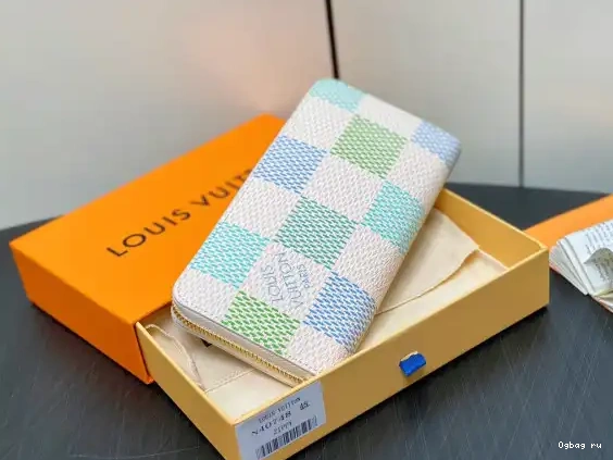 cm LOUIS VUITTON WALLET-19.5*10.5*2.5 ZIPPY 0521